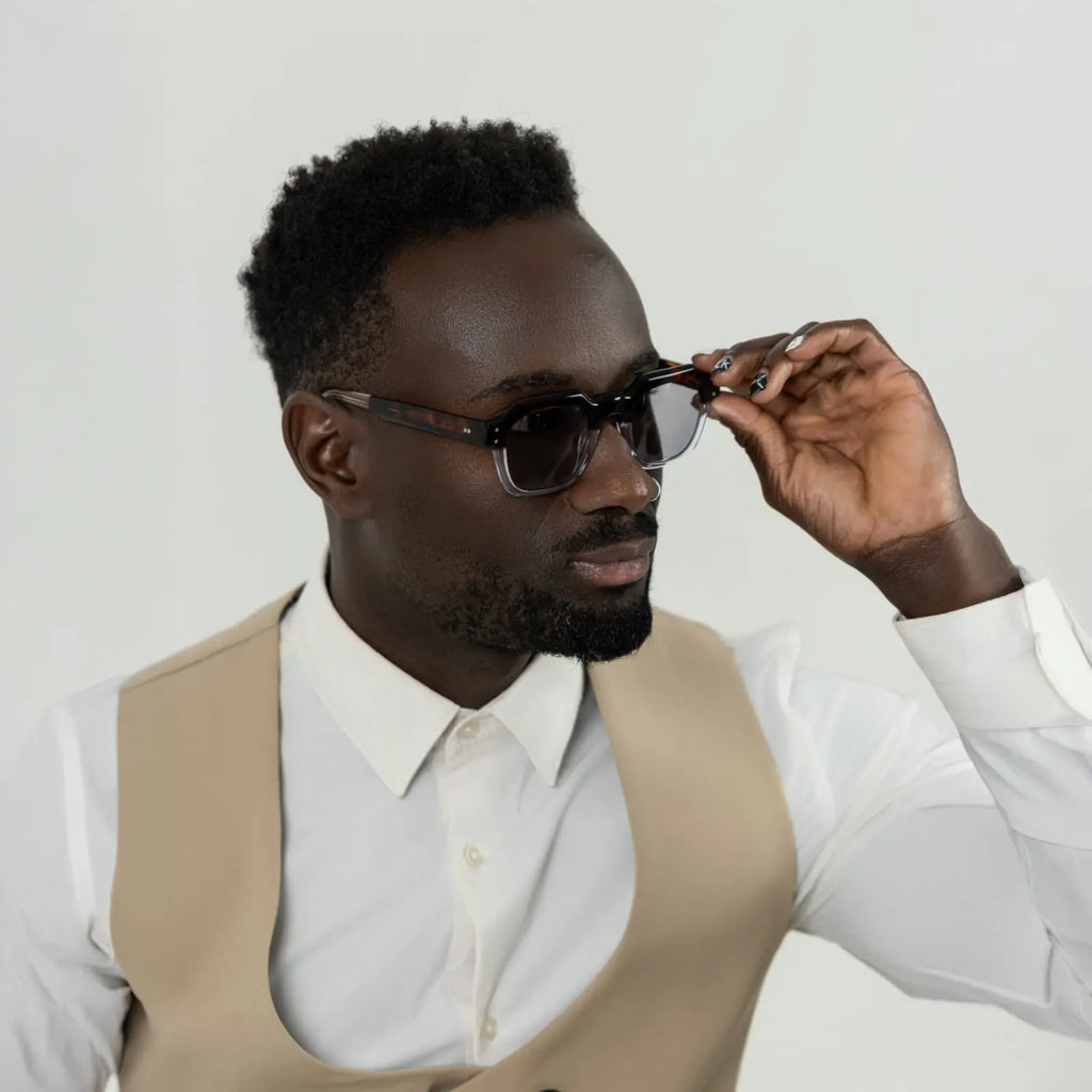 Óculos de Sol Hüuki Grimaldi – Tortoise Crystal